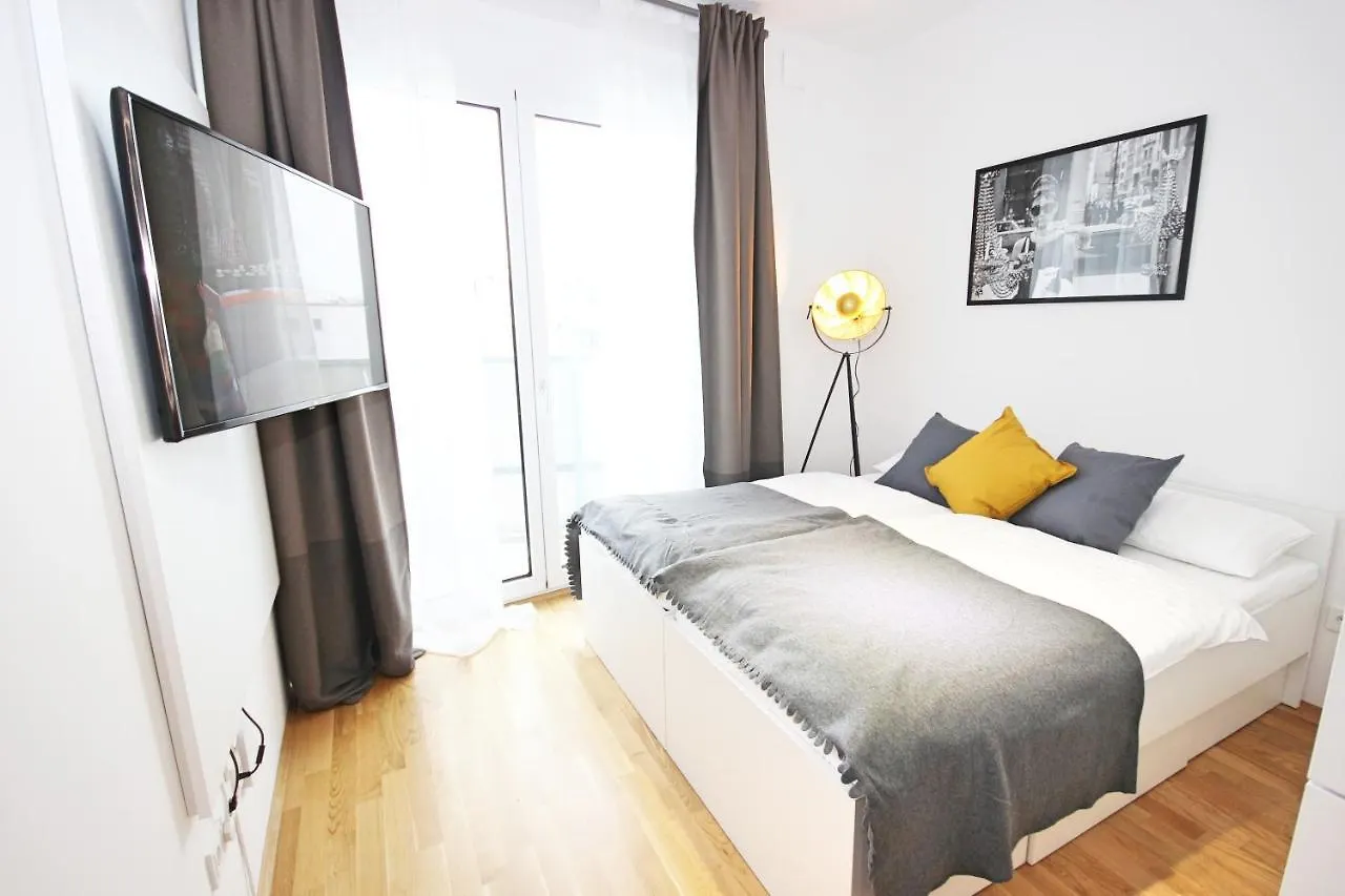 Apart Hotel Messe Munich - My Room Apartments アパートホテル